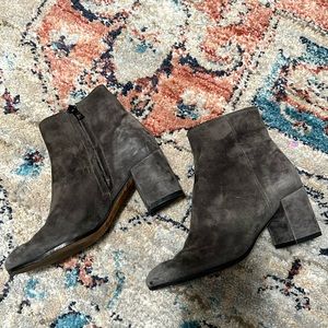 Vince Gray Suede Block Heel Ankle Bootie Size EU 35 US 4